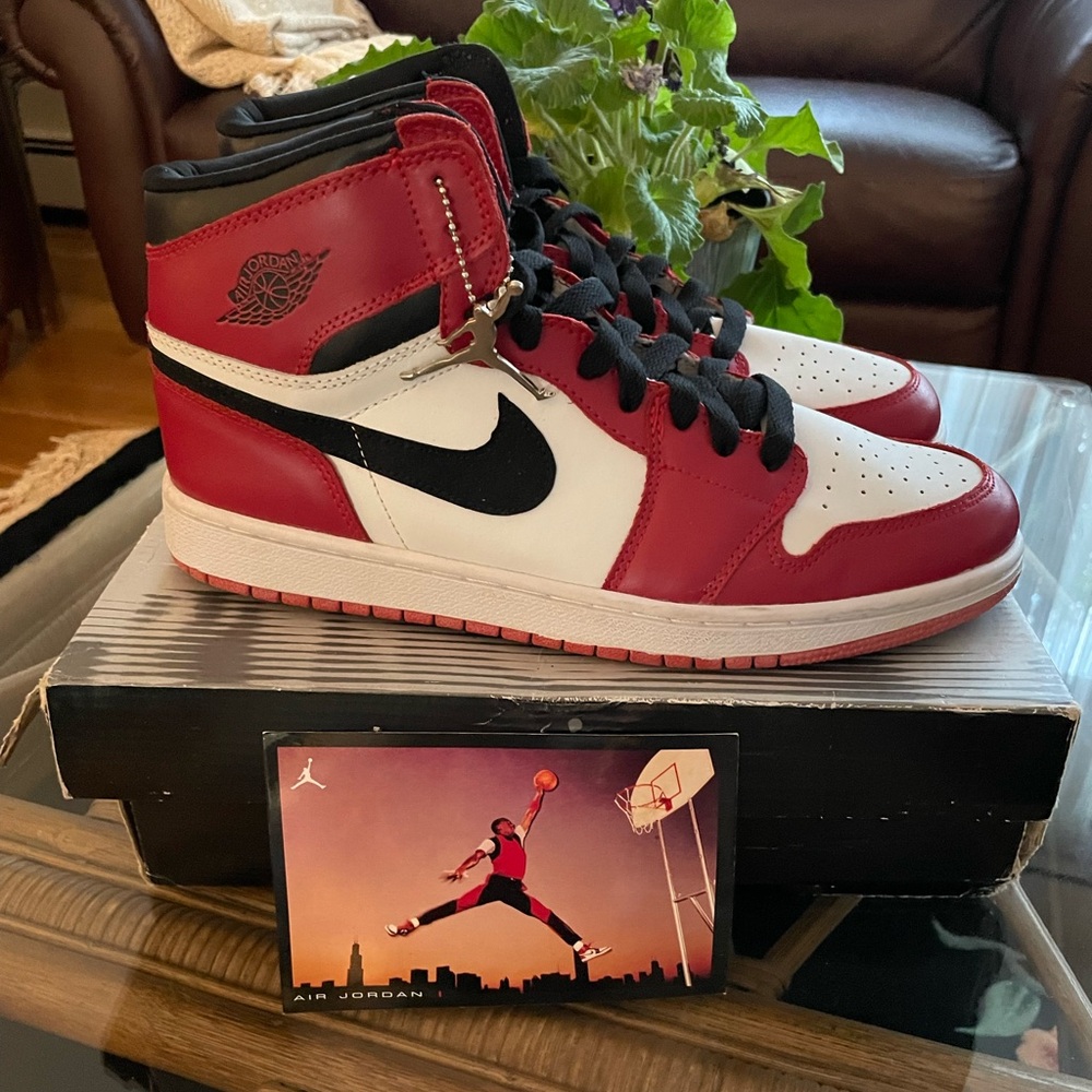 Size 12-Jordan 1 Retro High OG Chicago 2013 NIB